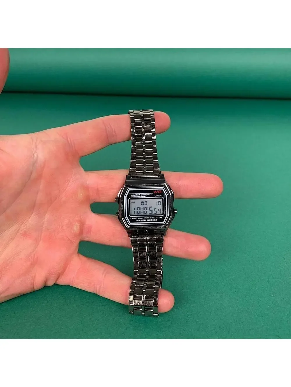Cyber Y2k 2000s vintage style retro silver stainless steel digital watch